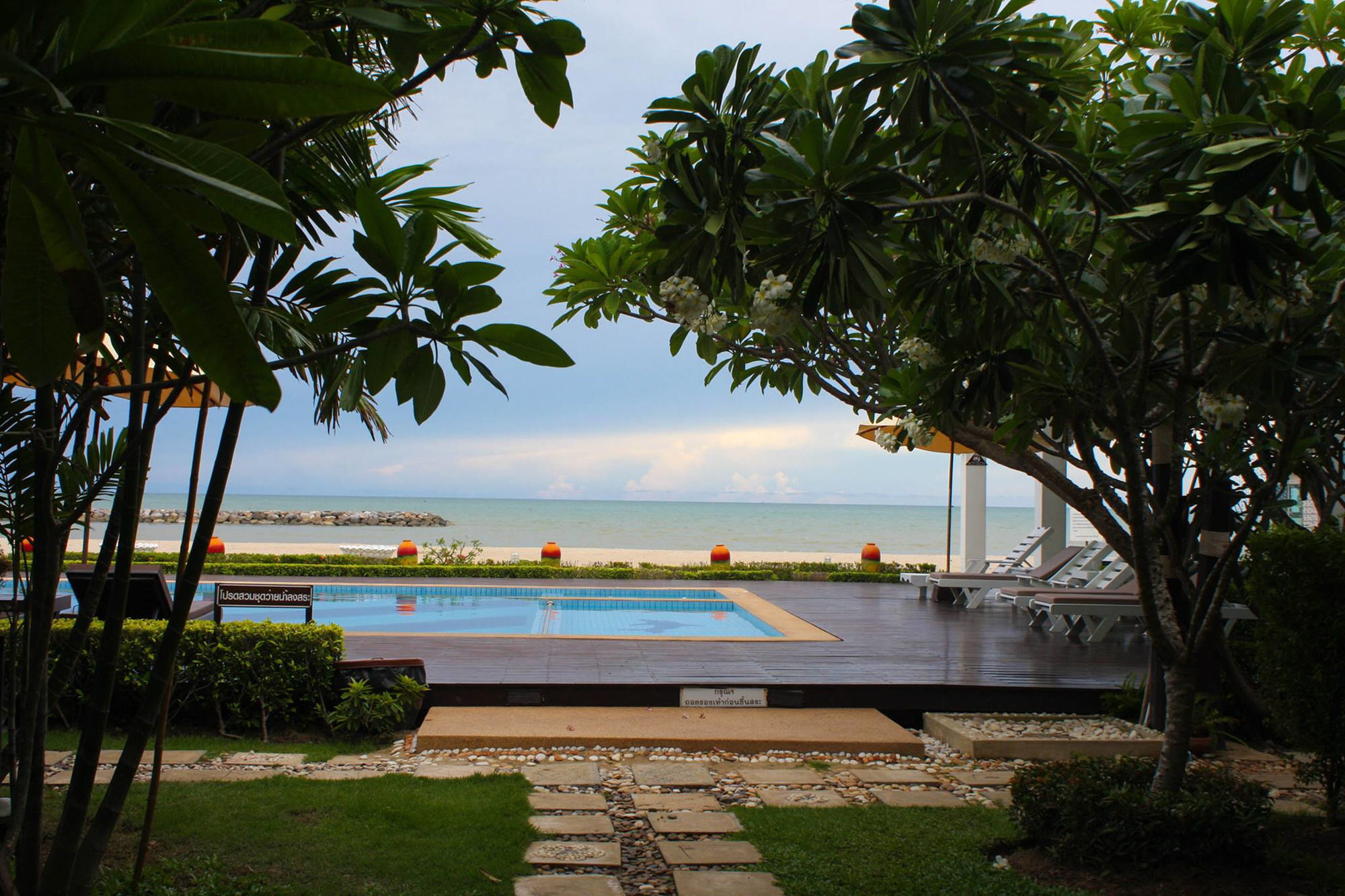 Chez Nous Boutique Resort Haad Chao Samran Eksteriør billede