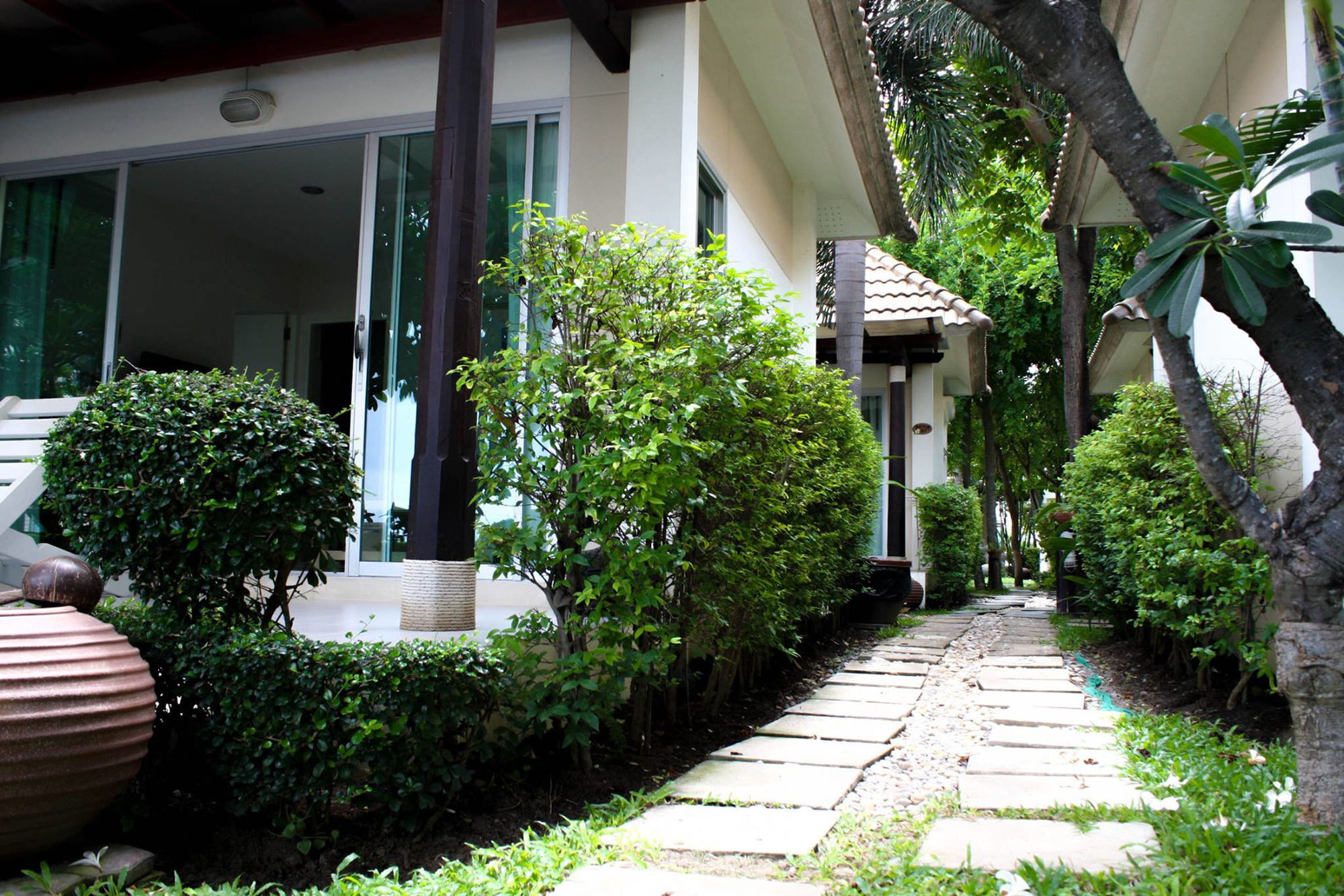 Chez Nous Boutique Resort Haad Chao Samran Eksteriør billede
