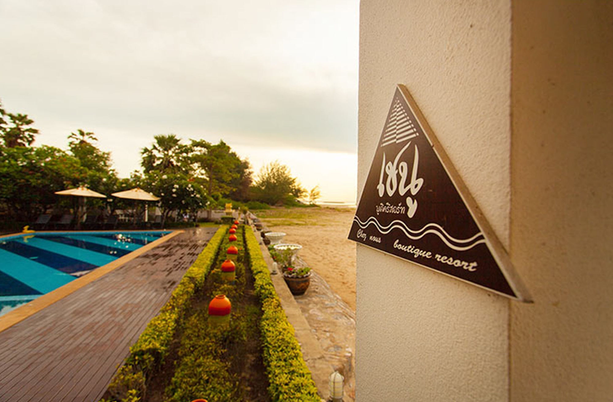 Chez Nous Boutique Resort Haad Chao Samran Eksteriør billede